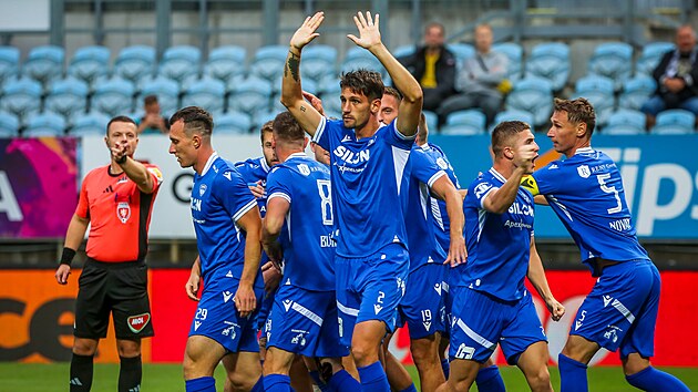 Táborsk'un sahibi tevazudan, oyuncu ise birincilikten bahsediyor