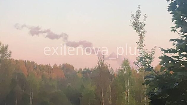 Ukrajinci za�to�ili drony v rusk� Leningradsk� oblasti. (12. z��� 2025)