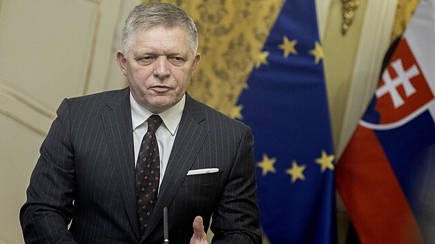 Slovenský premiér Robert Fico (11. zá�í 2025)