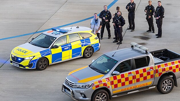 Trumpv vrtulnk musel nouzov pistt nouzov v anglickm Lutonu (18. z 2025)