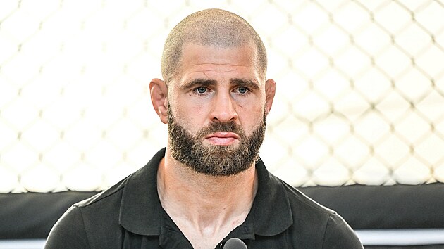 Ji�� Proch�zka, z�pasn�k MMA, otev�el v Brn� svoje tr�ninkov� z�zem�. Nazval ho BJP Institut. (11. z��� 2025)