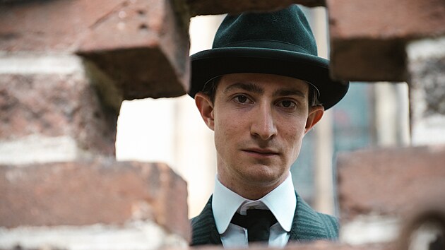 Film Franz od re�is�rky Agnieszka Hollandov�. Na sn�mku herec Idan Weiss jako Franz