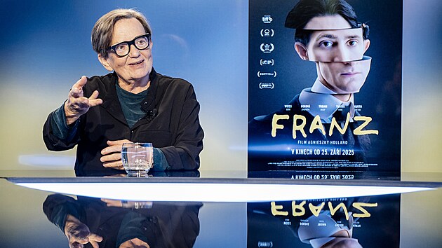 Hostem po�adu Rozst�el je renomovan� re�is�rka Agnieszka Hollandov�, kter� p�edstav� sv�j film Franz. Po�ad moderuje Monika Zav�elov�.