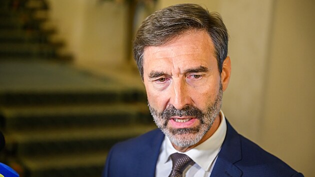 Ficův ministr Blanár odsoudil údery Ruska u hranice Ukrajiny se Slovenskem