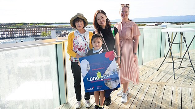 Rodina s certifiktem milintho nvtvnka.