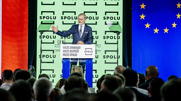Koalice SPOLU zahjila horkou fzi kampan ped volbami do Poslaneck snmovny. Ve Slovanskm dom v Praze vystoupil Petr Fiala s projevem. (18. z 2025)