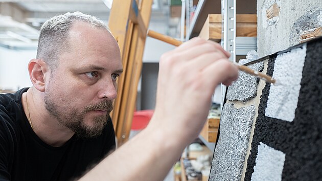 Pasta Oner uvede v Galerii Obecní d�m sólovou výstavu s názvem Ermitage.