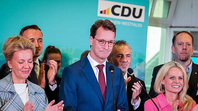 Hendrik Wüst (CDU) ministerský p�edseda Severního Porýní-Vestfálska, se ú�astní...