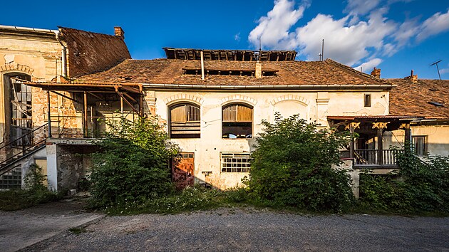 B�val� pivovar v Kyjov� ch�tr�. Radnice m� v ruce povolen� na jeho demolici, ��st lid� jej chce zachr�nit.