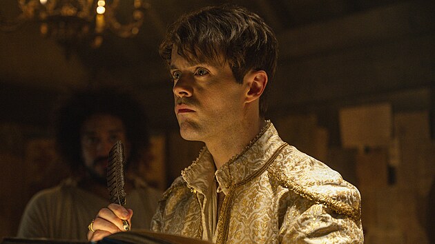 Joey Batey ve tvrt ad Zaklnae