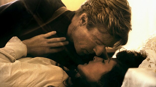 Robert Redford a Meryl Streepov� ve filmu Vzpom�nky na Afriku (1985)