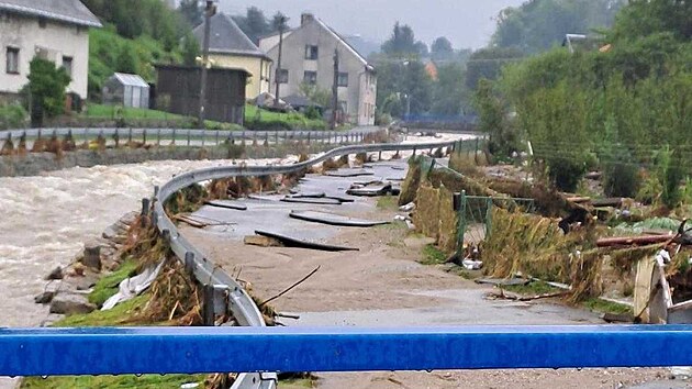 Jednou z �en z Jesenicka, která musela absolvovat cestu do porodnice b�hem...