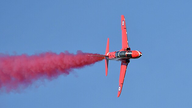 Britsk� letouny Red Arrows p�i odpoledn�m n�cviku v Ostrav� p�i Dnech NATO. (19. z��� 2025)