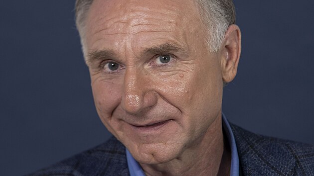 Dan Brown v New Yorku (9. z��� 2025)