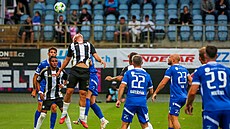 Jiho�eské derby ve druhé fotbalové lize hostilo �eskobud�jovické Dynamo...