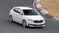 koda testuje na slavném okruhu Nürburgring piostenou verzi Fabie.