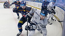 Lalancette z Plzn� v souboji u mantinelu.