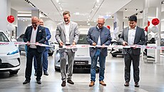 Slavnostní otevení ve Forum Nová Karolina probhlo za úasti zástupc BYD...