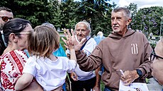 Hn�dá mikina AB 949,- K�