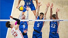 Momentka z utkání esko - ína na svtovém ampionátu volejbalist.