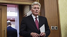 Mluv�í Kremlu Dmitrij Peskov odmítl k incidentu s tím, �e to není jeho...