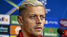 Slávistický obránce Tomá Hole na tiskové konferenci ped startem Ligy mistr...