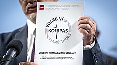 P�edseda �MKOS Josef St�edula. Odborová centrála �MKOS zve�ejnila volební...