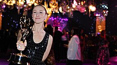 Erin Doherty, vít�zka ceny za nejlep�í herecký výkon ve vedlej�í roli v seriálu...