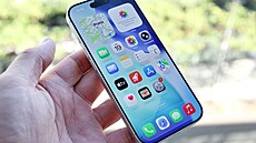 Apple iPhone 17