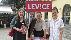 Strana Levice p�i volební kampani.
