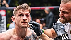 David Dvo�ák se vrátil do Oktagonu po 6 letech vít�zstvím v 1. kole.