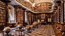 Klementinum je po Praském hrad druhým nejvtím stavebním komplexem v Praze....