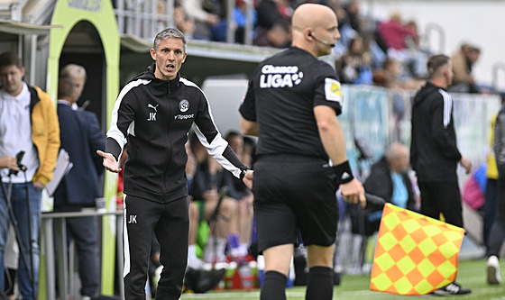 Trenér Slovácka Jan Kameník nedokázal najít recept na oslabenou Karvinou.