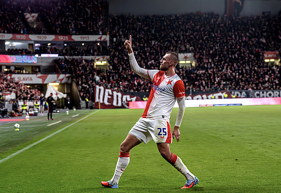 Dvougólový hrdina. Tomá Chorý se proti Dukle prosadil v prvním poloase hned...