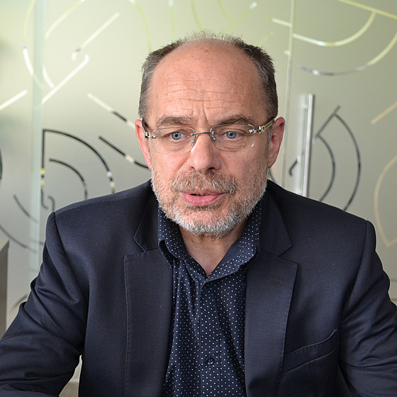 �eský odborník na bezpe�nost lé�iv a farmakoekonom Josef Suchopár je...