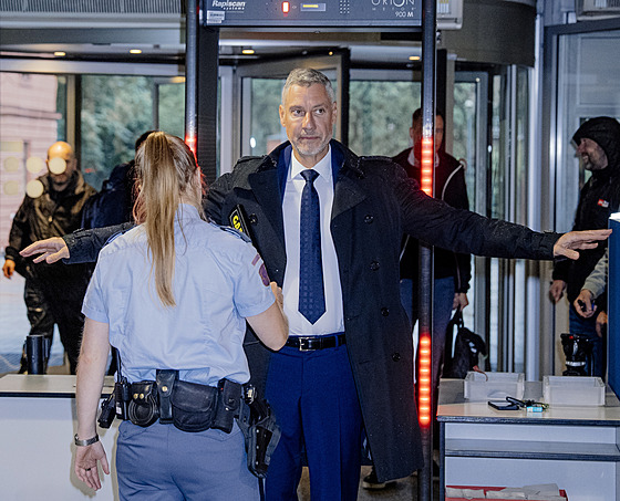 Pokra�uje hlavní lí�ení kauzy Dozimetr. Na snímku Michal Redl. (25. zá�í 2025)