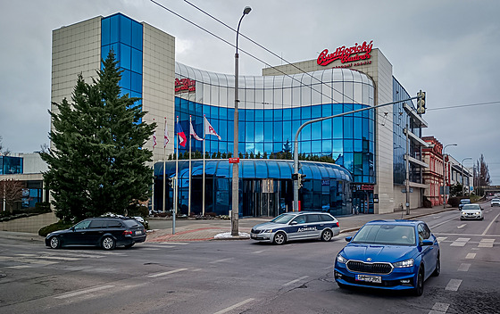 Souástí promny areálu je i zbourání této pro Budvar typické budovy, kde je...