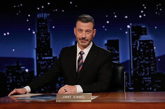 Jimmy Kimmel ve své obnovené show "Jimmy Kimmel Live!" (23. zá�í 2025)