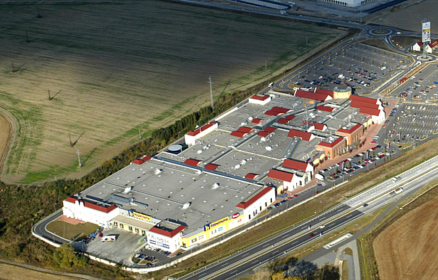 Obchodní centrum Olympia Olomouc.