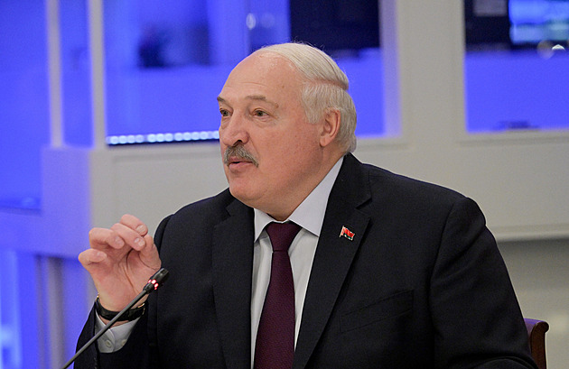 Chystá se Lukašenko na válku? Běloruské školství se militarizuje