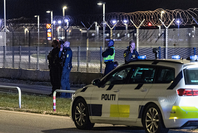 Další drony u evropských letišť. V dánském Aalborgu kvůli nim přerušili provoz