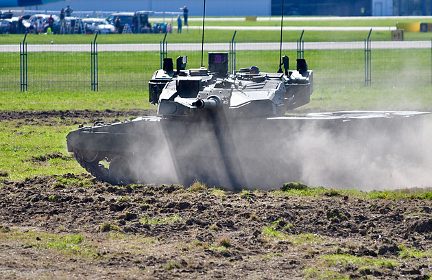 Strnadova Tatra Defence získala zakázku na výrobu 150 korb tanku Leopard 2A8