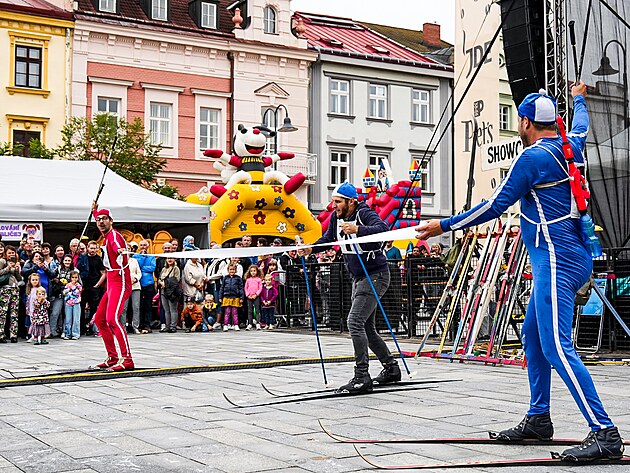 Oslavy tradice výroby kávy rozproudily Náměstí i továrnu ve Valmezu