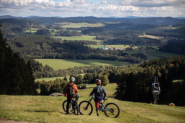 Podzim jako z poh�dky. Jen kousek od V�s � na Lipn�