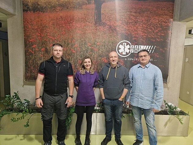 Tém ticetiletá Jesika se v Brn setkala s mui, kteí ji ped tinácti lety...