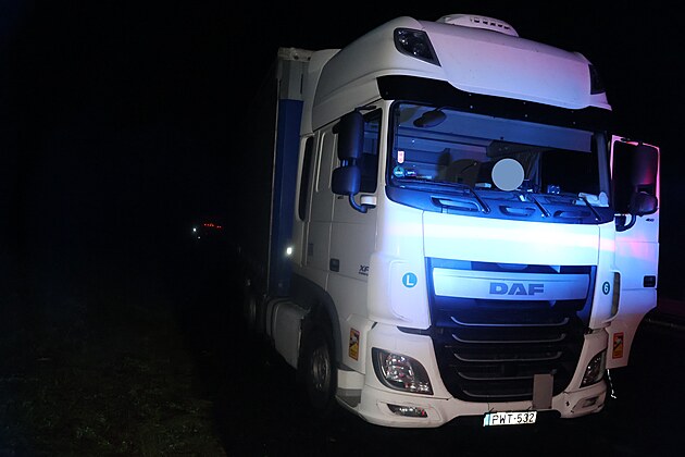 Kamion, který ídil opilý maarský ofér. Od volantu putoval rovnou na...