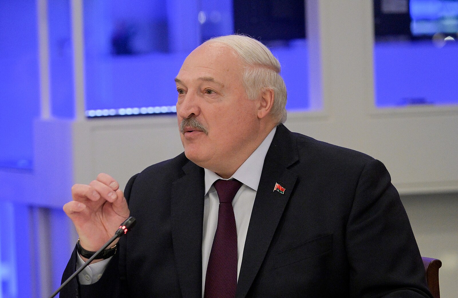 Orešnik je od středy v Bělorusku. A půjde do bojové služby, oznámil Lukašenko