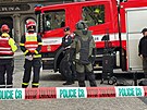 Policejn manvry na I. P. Pavlova v Praze. Pyrotechnik zkoum podezel...