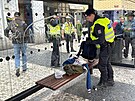 Policist zasahovali v Praze na zastvce I. P. Pavlova kvli podezelmu...