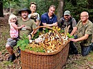 Nadenci li do Brd na houby s rekordn velkm koem. (21. z 2025)
